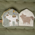 Little Dutch Aktivitetsbok Little Farm i gruppen Leksaker / Babyleksaker / Aktivitetsleksaker hos Bonti (230004992)