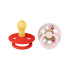 BIBS x Moomin Napp Colour Latex 2-Pack 0-6 mån Dancing Candy Apple Mix i gruppen Babytillbehör / Nappar och tillbehör / Nappar 0-6 månader hos Bonti (BIBS11032101)