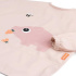 Done By Deer Haklapp med ärm Tiny Farm Powder i gruppen Babytillbehör / Äta och mata / Haklappar hos Bonti (DOBD1353711)